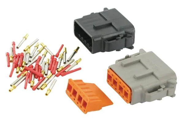 Danfoss - PLUS19MC024D - ECU Gruppo connettore 24-Pin+1