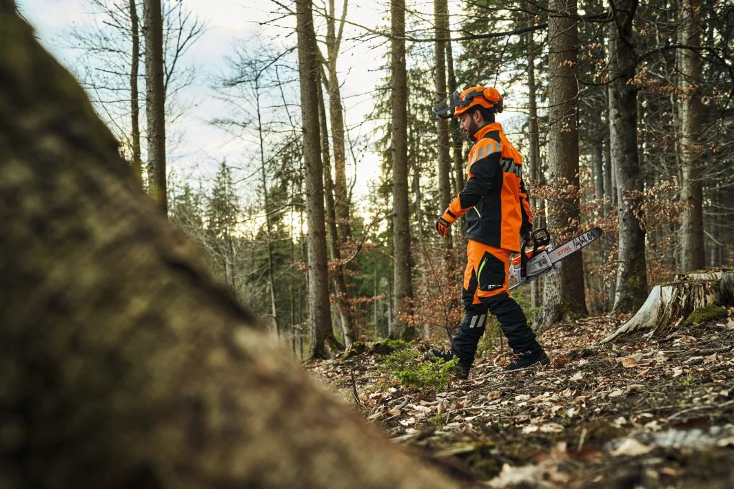STIHL - 0088-342-3005 - Pantaloni protettivi per operatore di motosega ADVANCE FlexTEC L