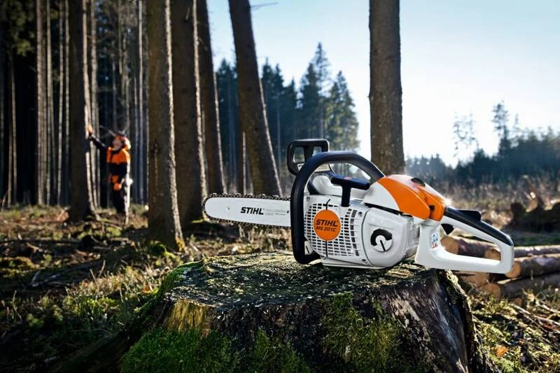 STIHL - 1145-200-0262 - Motosega a benzina MS 201 C-M 2.4 hp
