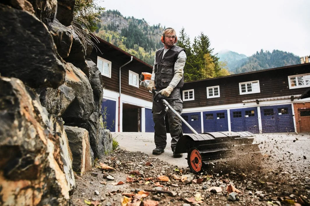 STIHL - 4180-200-0588 - KombiMotor a benzina KM 131R 1.9 hp
