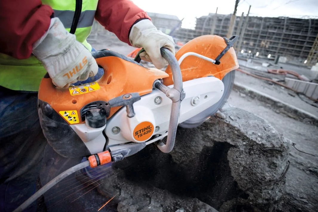 STIHL - 4238-200-0040 - Troncatrice a benzina TS 420 4.4 hp