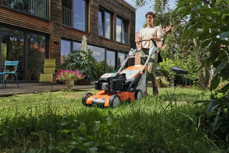 STIHL - 6340-011-3434 - Rasaerba a benzina RM 545 VM Vario