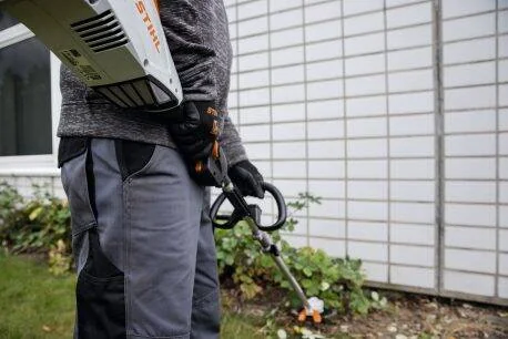 STIHL - FA02-200-0006 - Decespugliatore a batteria RGA 140