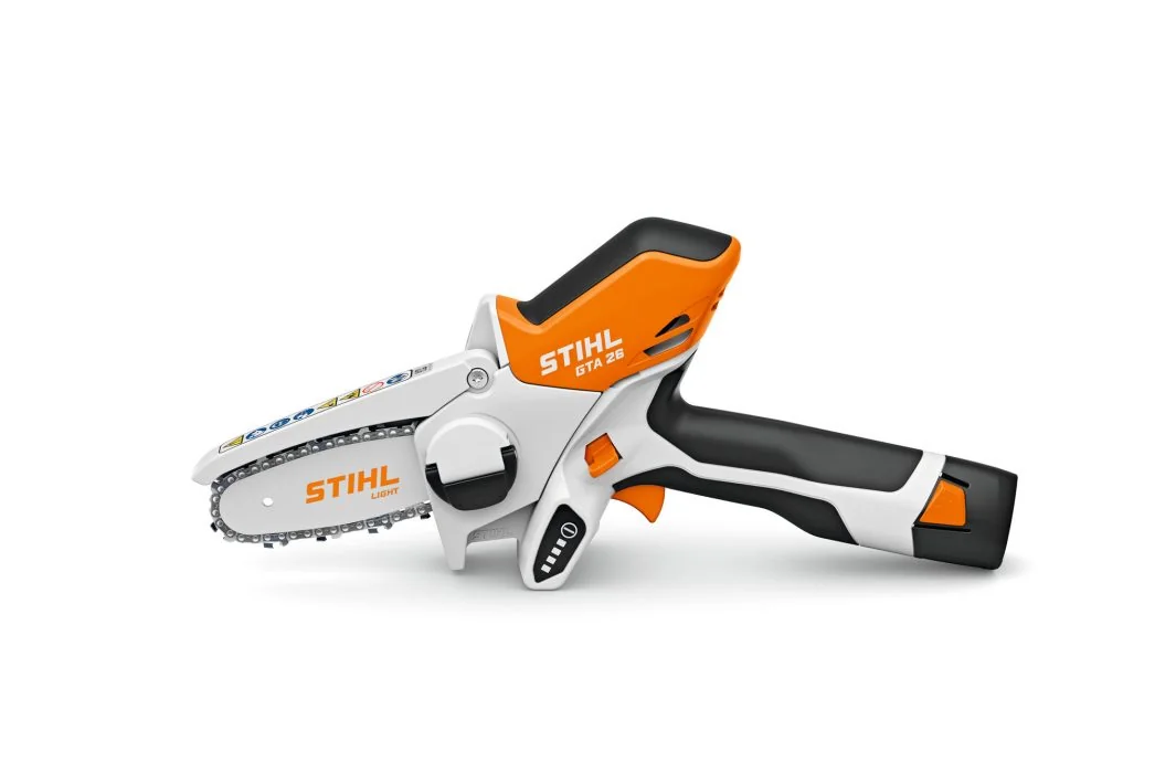 STIHL - GA01-200-0006 - Troncatrice a batteria GTA 26 10.8 V 10 cm set con 2x batteria AS 2 e caricabatterie AL 1