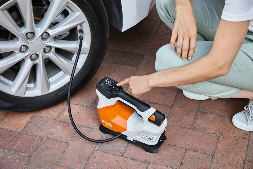 STIHL - SA06-011-8204 - Compressore a batteria 10 bar KOA 20